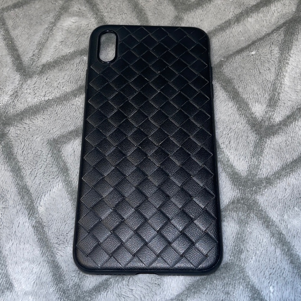 iPhone 11 Max black case